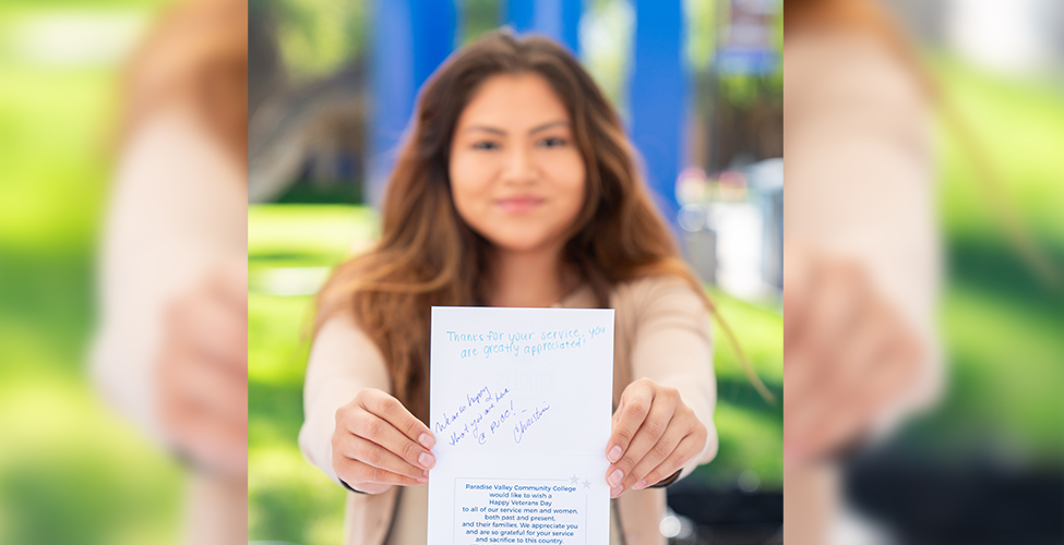 Veterans Appreciation Card Signing