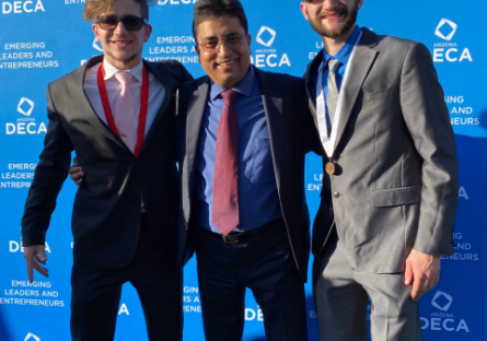 DECA Students Advance to International Competition DECA Students Advance to International Competition